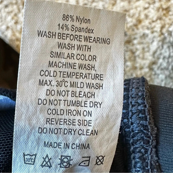 ZYIA Active Forest Camo Adjustable Mesh Medium Sport Bra - Picture 9 of 11